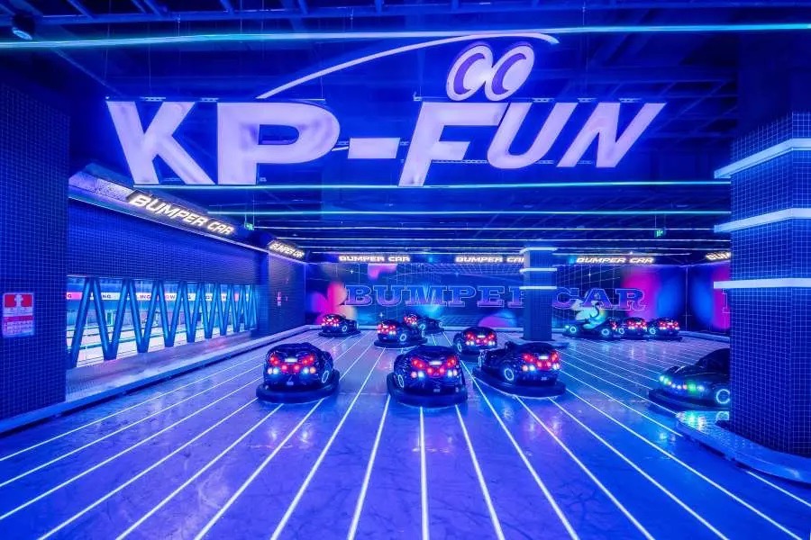 【KP-FUN潮玩遊樂街區】福田中洲灣商場新室內遊樂場 VR/卡丁車/真人CS超過100多項遊戲 4 kp-fun碰碰車