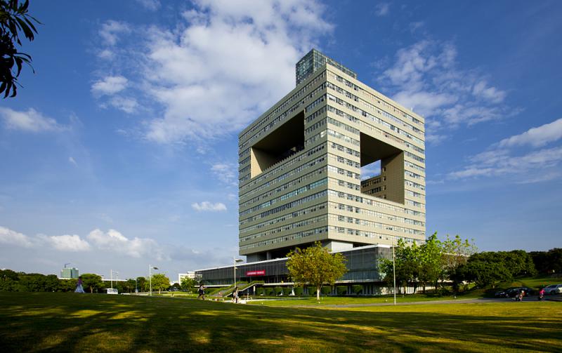 深圳大學