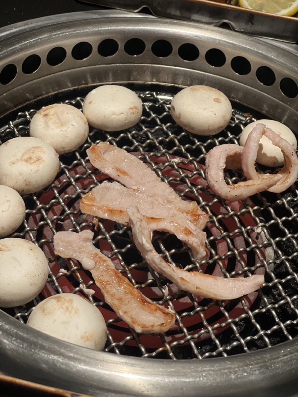 【燒肉公社海岸城】附燒肉公社菜單/深圳分店/優惠攻略 8 口蘑和豬頸肉